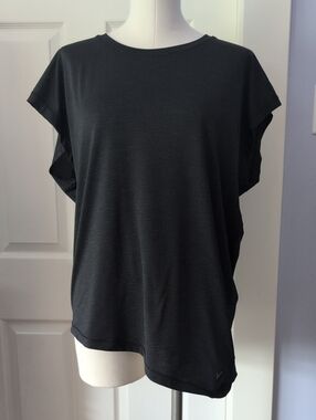 Heather Black Indyeva Crew Neck T-shirt With Asymmetrical Hem